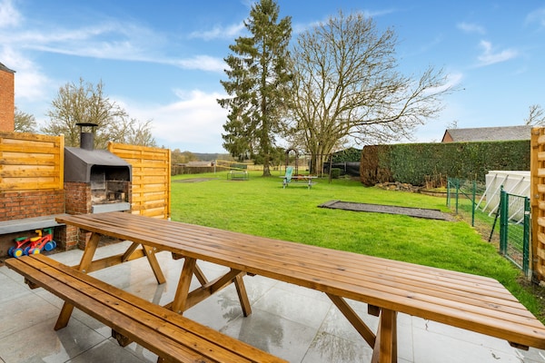Foto van Vreedzame boerderij, Lessive - Vakantiehuis in Lessive - TerraceBalcony