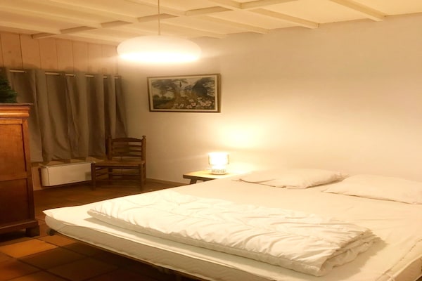 Foto van Retraite met vijvers, Braibant - Vakantiehuis in Braibant Ciney - BedRoom