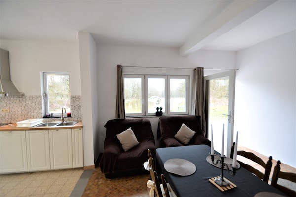 Foto van Natuurretraite aan de meren - Vakantiehuis in Rosée - LivingRoom