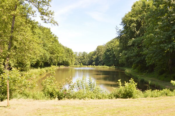 Foto van Natuurretraite aan de meren - Vakantiehuis in Rosée - GardenSummer