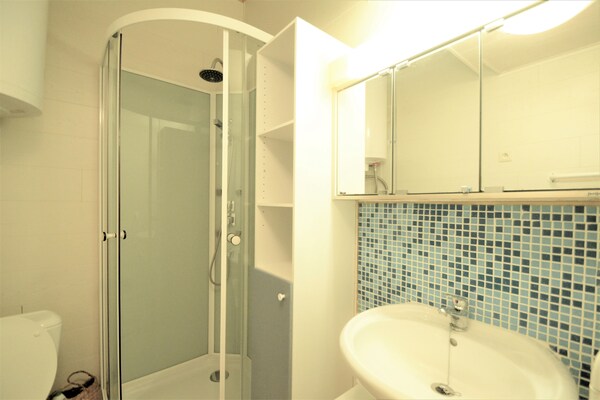 Foto van Gezellig chalet met barbecue - Vakantiehuis in Oignies-en-Thiérache - BathRoom