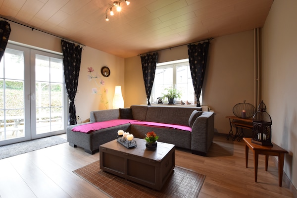 Foto van Gezinswoning in Sainte-Ode - Vakantiehuis in Sainte ode - LivingRoom
