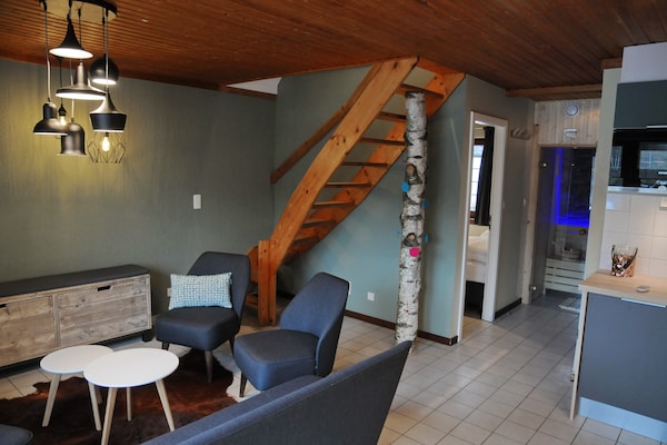 Foto van Huisje aan het meer in Vielsalm met sauna - Vakantiehuis in Vielsalm - LivingRoom
