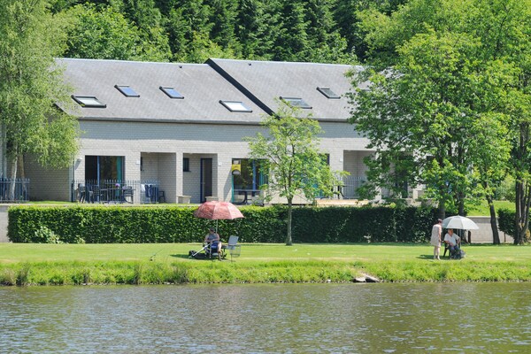 Foto van Huisje aan het meer in Vielsalm met sauna - Vakantiehuis in Vielsalm - Untagged