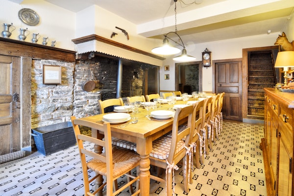 Foto van Charmante villa, Paliseul - Vakantiehuis in Paliseul - DiningRoom