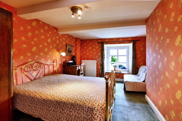 Foto van Charmante villa, Paliseul - Vakantiehuis in Paliseul - BedRoom