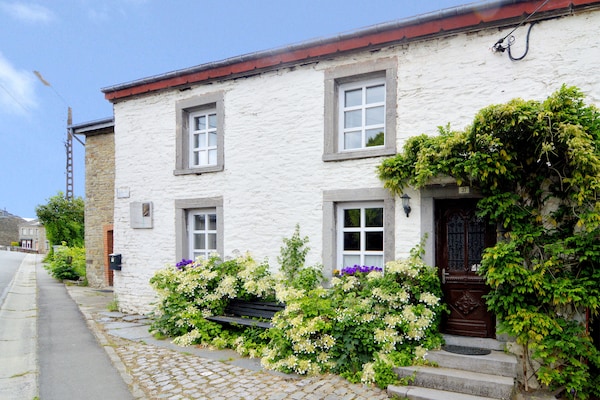 Foto van Charmante villa, Paliseul - Vakantiehuis in Paliseul - ExteriorSummer
