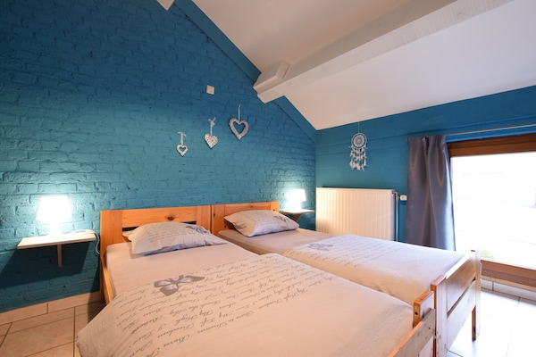 Foto van Een goed ingerichte en comfortabele gîte - Vakantiehuis in Roy - BedRoom