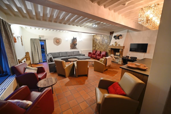 Foto van Vakantiehuis in Ardennen met Wellness - Vakantiehuis in Marche - LivingRoom