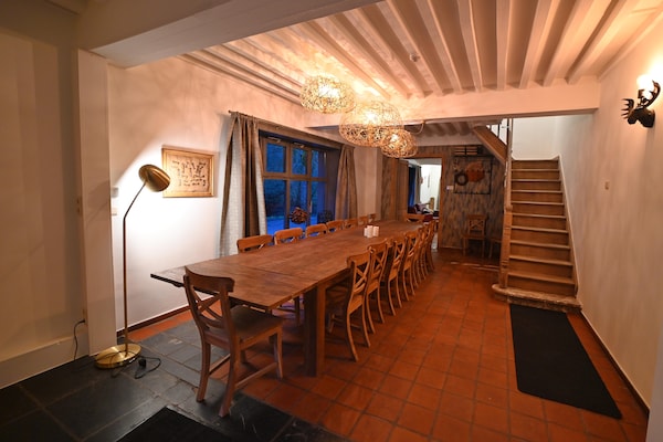 Foto van Vakantiehuis in Ardennen met Wellness - Vakantiehuis in Marche - DiningRoom