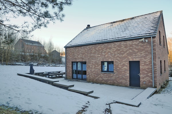 Foto van Vakantiehuis in Barvaux met sauna en tuin - Vakantiehuis in Barvaux - ExteriorWinter