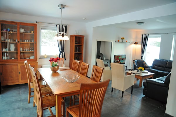 Foto van Vakantiehuis in Barvaux met sauna en tuin - Vakantiehuis in Barvaux - LivingRoom