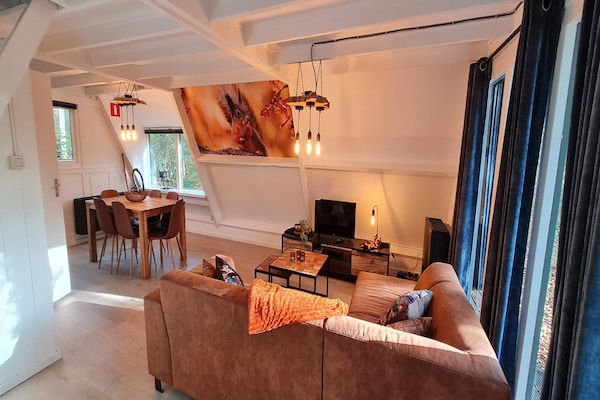Foto van Gezellig Ardennen Chalet nabij Durbuy - Vakantiehuis in Durbuy - LivingRoom