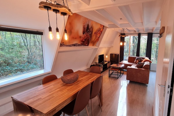 Foto van Gezellig Ardennen Chalet nabij Durbuy - Vakantiehuis in Durbuy - DiningRoom
