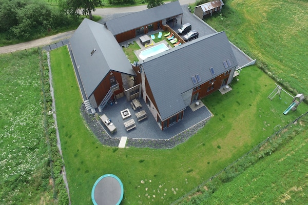 Foto van Villa met verwarmd buitenzwembad en sauna - Vakantiehuis in Manhay (lamormenil) - ExteriorSummer