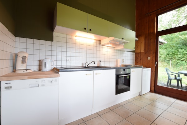 Foto van Vakantiehuis in Ardennen bij Ourthe - Vakantiehuis in Tenneville - Kitchen
