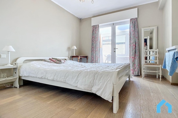 Foto van Appartement in België met Uitzicht op Zee - Vakantiehuis in KNOKKE-HEIST - BedRoom