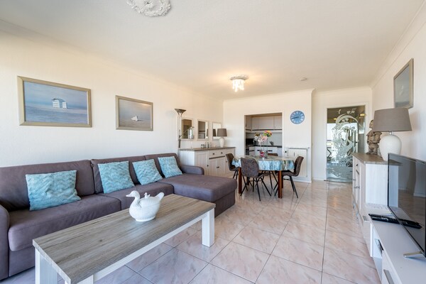 Foto van Appartement in Blankenberge bij zee - Vakantiehuis in Blankenberge - LivingRoom