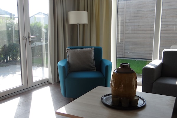 Foto van Lodge in Breeduyn met Tuin en Terras - Vakantiehuis in Bredene - LivingRoom