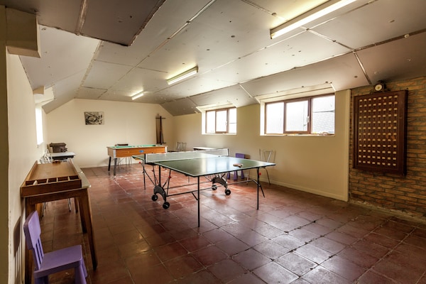 Foto van Landhuis in Kruiskerke bij bos en meer - Vakantiehuis in Kruiskerke - RecreationRoom