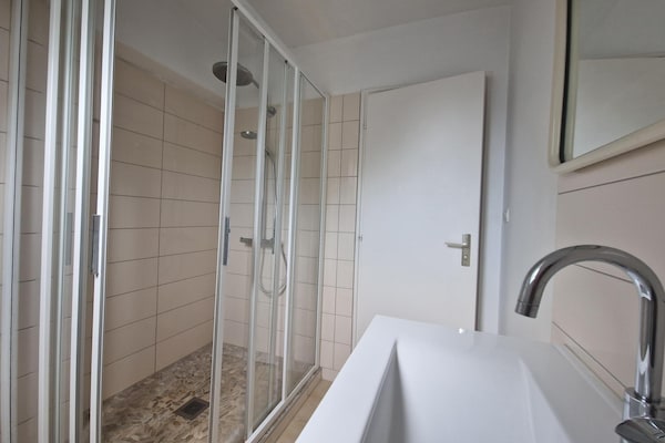 Foto van Vakantiehuis bij Golf van Morbihan Strand - Vakantiehuis in Damgan - BathRoom