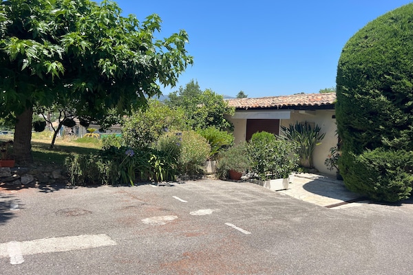 Foto van Villa Lou Pantail, Cagnes-sur-Mer - Vakantiehuis in Cagnes-sur-Mer - ExteriorWinter