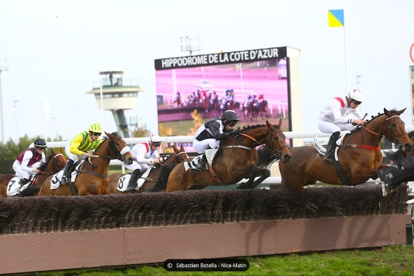 Foto van Villa Lou Pantail, Cagnes-sur-Mer - Vakantiehuis in Cagnes-sur-Mer - AreaSummer5KM