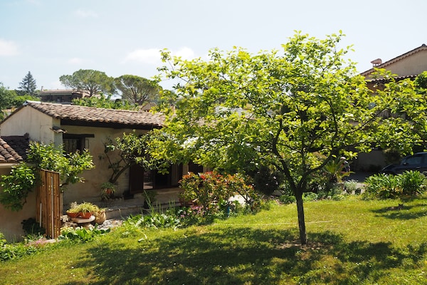 Foto van Villa Lou Pantail, Cagnes-sur-Mer - Vakantiehuis in Cagnes-sur-Mer - ExteriorSummer