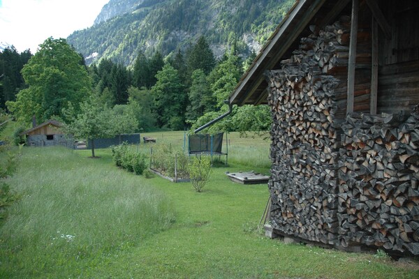 Foto van Natuurontsnapping in de Kandervallei - Vakantiehuis in Kandergrund - GardenSummer