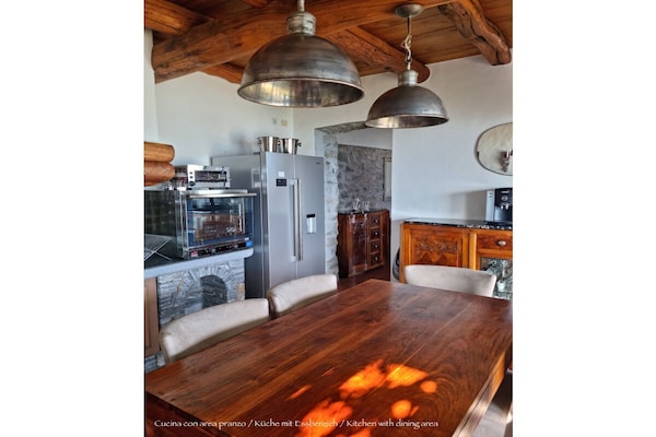 Foto van Casa Panoramica - Vakantiehuis in Brione sopra Minusio - Untagged