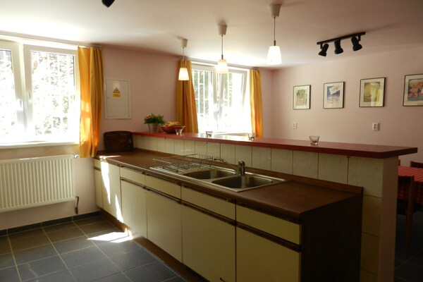 Foto van Kindvriendelijk vakantiehuis in Moravië met een prachtige ligging en uitzicht - Kitchen