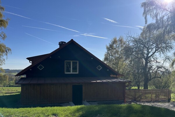 Foto van Milíře Garden Family Home - Vakantiehuis in Tachov - ExteriorSummer