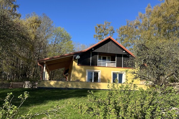 Foto van Milíře Garden Family Home - Vakantiehuis in Tachov - ExteriorSummer