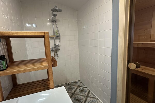 Foto van Milíře Garden Family Home - Vakantiehuis in Tachov - BathRoom