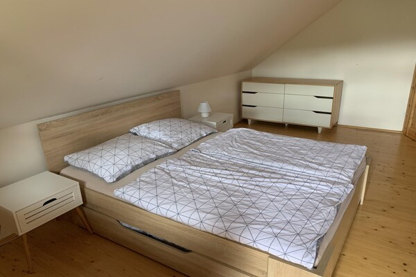 Foto van Vrijstaand chalet, comfortabel ingericht, grote omheinde tuin, overdekt terras - BedRoom