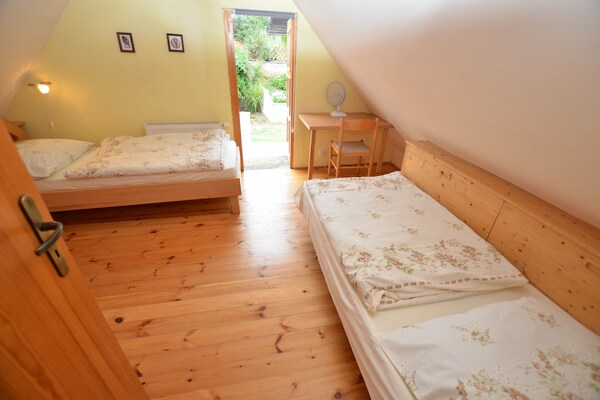 Foto van Vakantiehuis in bos met privézwembad - Vakantiehuis in Petrohrad - BedRoom