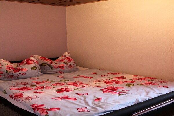 Foto van Rustige bungalow in Alt Bukow - Vakantiehuis in Alt Bukow OT Bantow - BedRoom