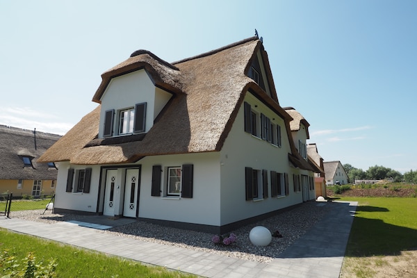 Foto van Vakantiehuis in Rerik met tuin - Vakantiehuis in Rerik - ExteriorSummer