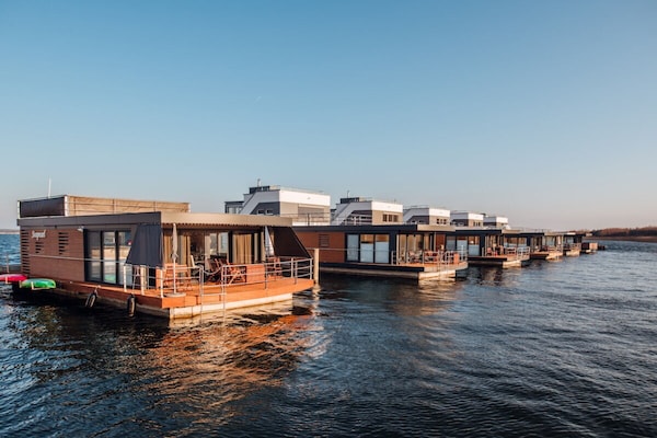 Foto van 1-slaapkamer woonboot - Vakantiehuis in Bitterfeld-Wolfen - Untagged