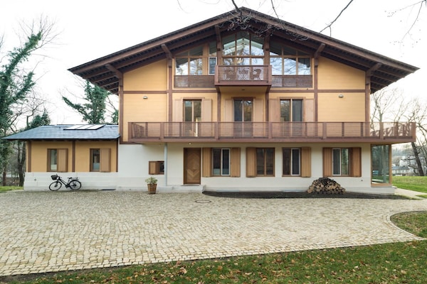 Foto van Boven alles in het parkchalet - Vakantiehuis in Potsdam - Untagged