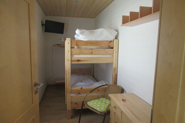 Foto van B4 rechtstreeks naar het Netzenmeer. - Vakantiehuis in Kloster Lehnin OT Trechwitz Siedling - Untagged