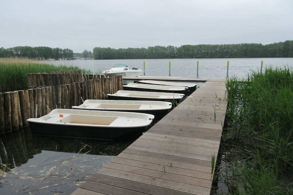 Foto van B4 rechtstreeks naar het Netzenmeer. - Vakantiehuis in Kloster Lehnin OT Trechwitz Siedling - Untagged