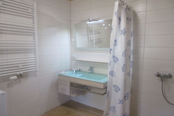 Foto van B2 direct aan het Netzenmeer - Vakantiehuis in Kloster Lehnin - Untagged