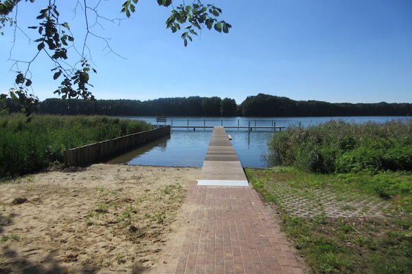 Foto van B2 direct aan het Netzenmeer - Vakantiehuis in Kloster Lehnin - Untagged