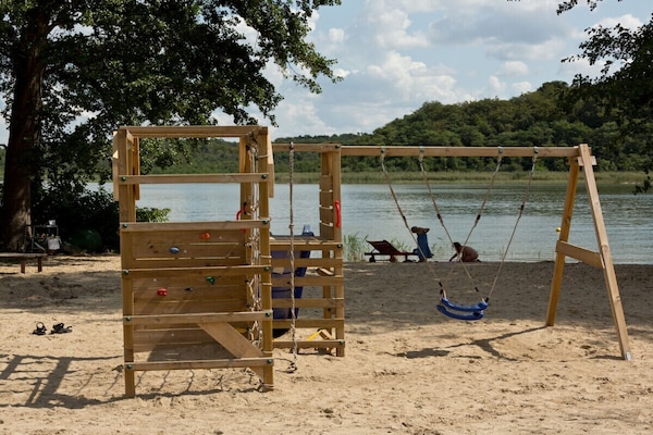 Foto van Caravan in Jebel met zwembad - Vakantiehuis in Jabel - Untagged