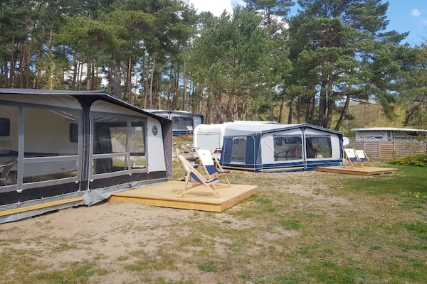 Foto van Caravan in Jebel met zwembad - Vakantiehuis in Jabel - Untagged