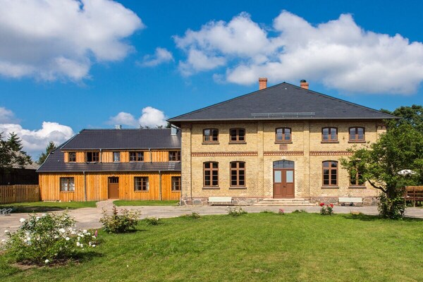 Foto van Blumenow in het landhuis van Lexow - Vakantiehuis in Walow OT Lexow - Untagged