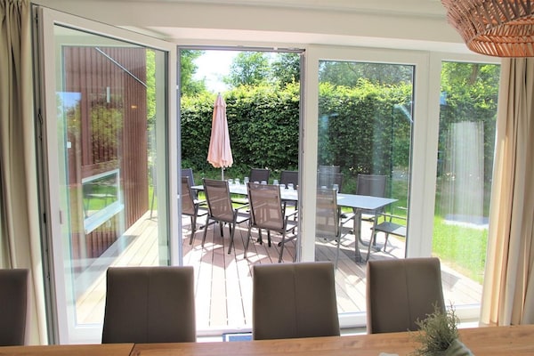 Foto van XXL-vakantiehuis voor gezinnen - Vakantiehuis in Rechlin - TerraceBalcony