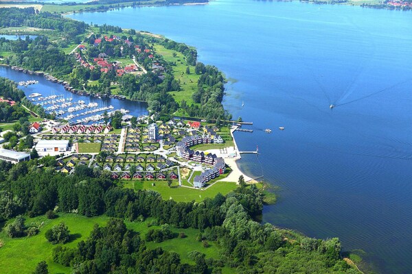 Foto van XXL-vakantiehuis voor gezinnen - Vakantiehuis in Rechlin - AreaSummer1KM