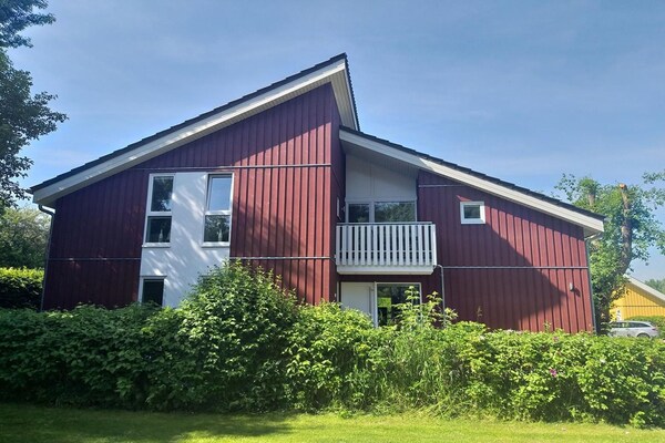 Foto van XXL-vakantiehuis voor gezinnen - Vakantiehuis in Rechlin - ExteriorSummer
